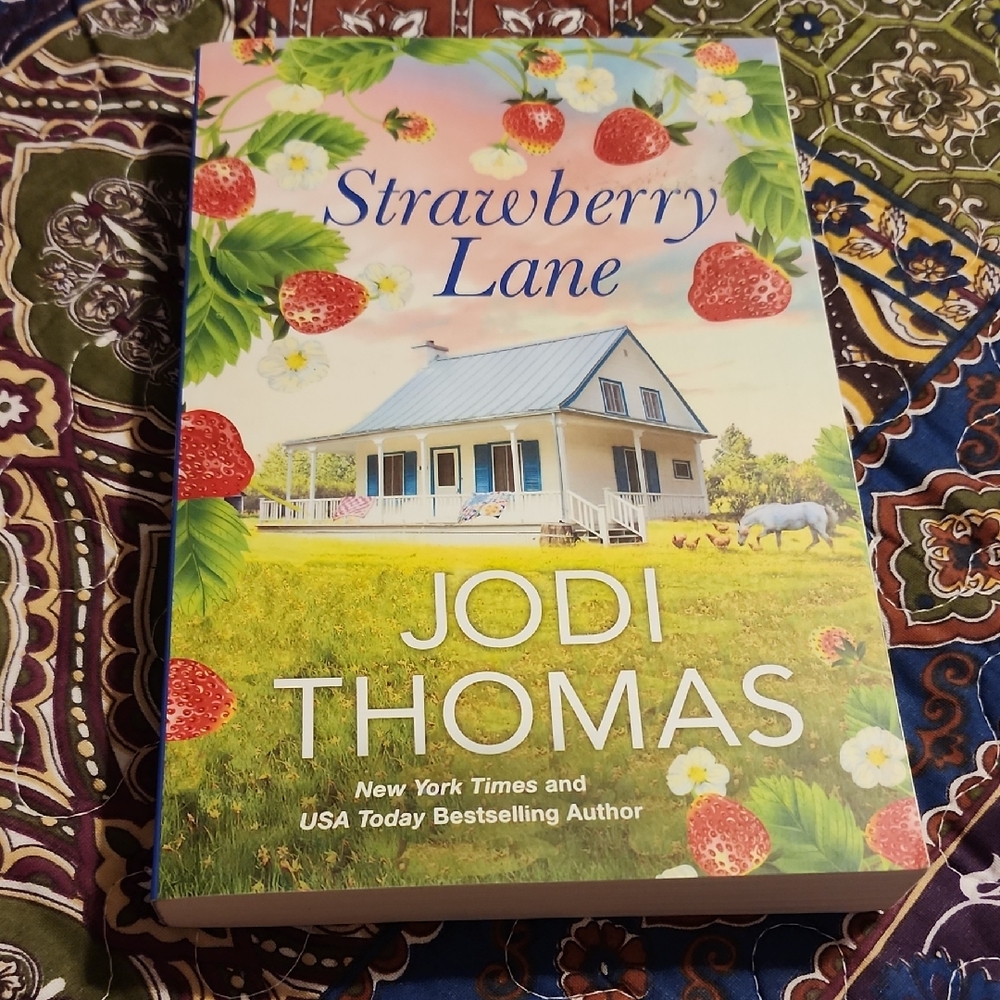 Strawberry Lane Book by Jodi Thomas